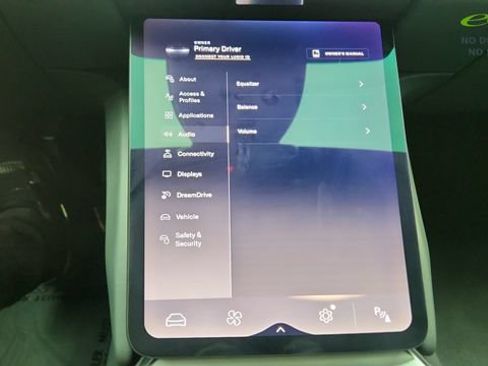 Used 2024 Lucid Air Pure RWD image 50
