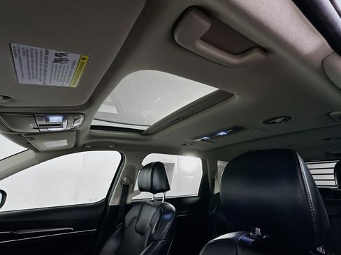Used 2025 Kia Telluride S FWD image 26