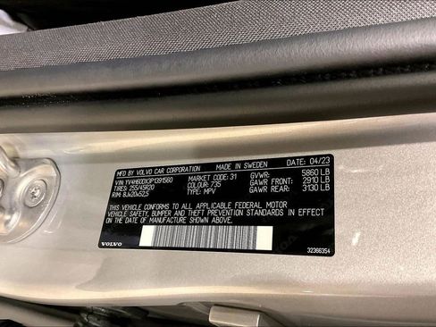 Used 2023 Volvo XC60 T8 Ultimate image 19