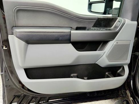 Used 2024 Ford F250 XLT w/ XLT Premium Package AWD/4WD image 10