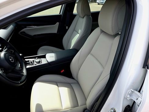 New 2026 MAZDA MAZDA3 2.5 S Sedan w/ Preferred Pkg image 17