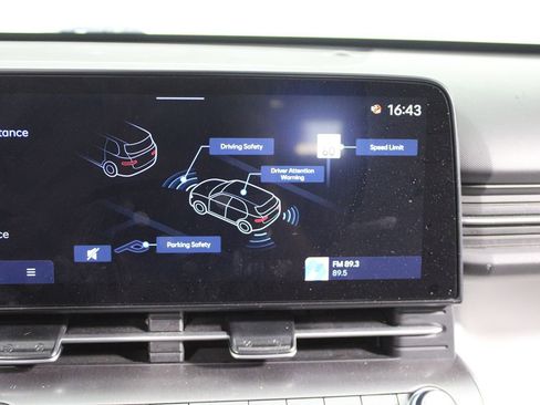 Used 2025 Hyundai Kona SEL FWD image 20