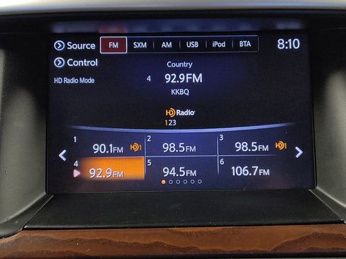 Used 2017 Nissan Pathfinder Platinum w/ Family Entertainment Package AWD/4WD image 25