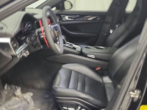 Used 2018 Porsche Panamera 4 AWD/4WD image 27