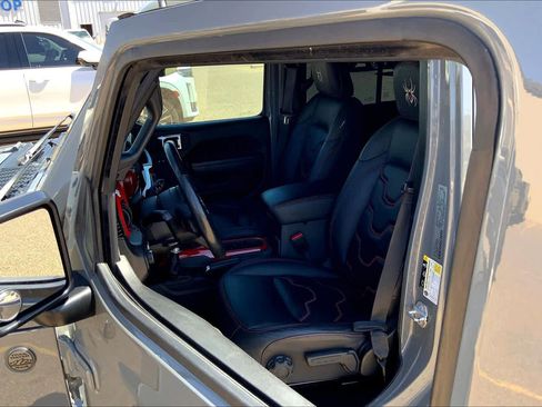 Used 2023 Jeep Wrangler Sport S w/ Sun And Sound Package image 8