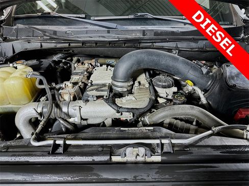 Used 2016 Nissan Titan PRO-4X image 29