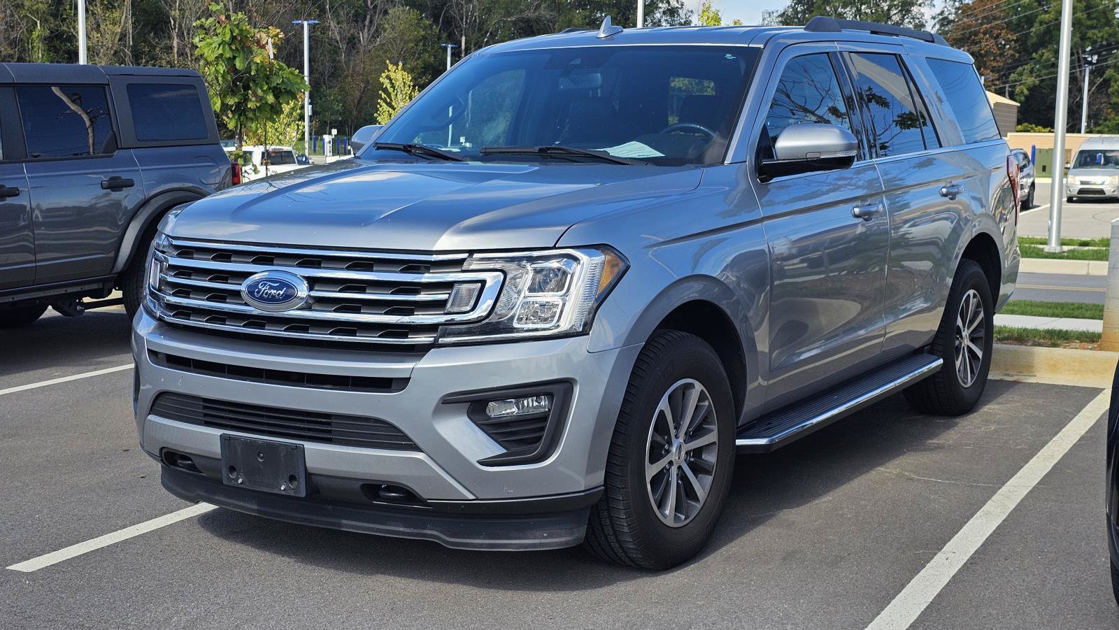 Used 2021 Ford Expedition XLT AWD/4WD image 1