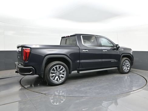 Used 2022 GMC Sierra 1500 Denali w/ Denali Reserve Package AWD/4WD image 15