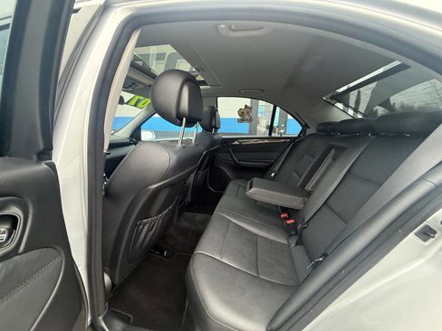 Used 2007 Mercedes-Benz C 230 Sedan image 11
