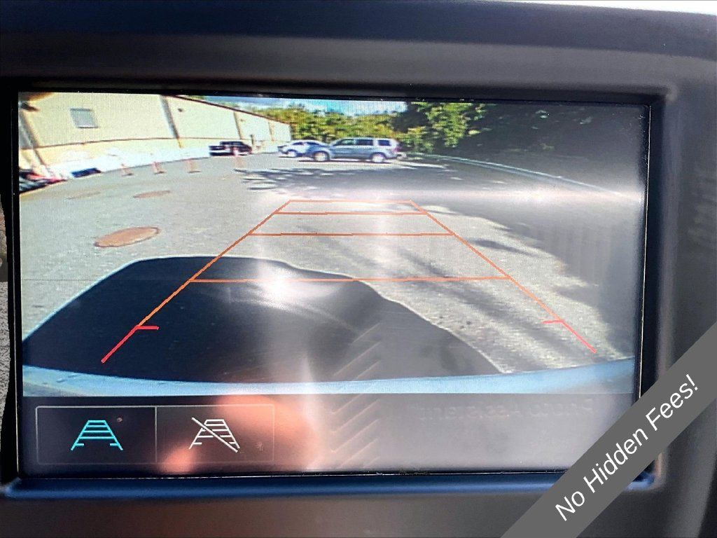 Used 2018 Chevrolet Equinox LS AWD/4WD image 18