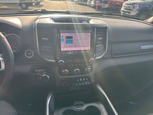 New 2026 RAM 1500 4x4 Crew Cab image 23