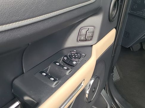 Used 2023 Ford Expedition Limited RWD image 12
