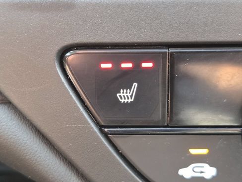 Certified 2023 Honda Accord EX image 6