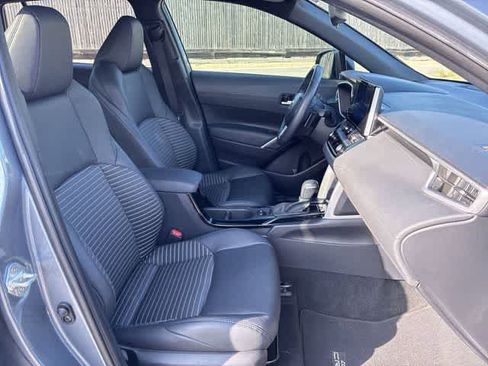 Used 2024 Toyota Corolla Cross AWD Hybrid w/ Convenience Package image 24