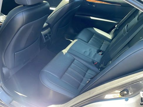 Used 2017 Lexus ES 350 w/ Luxury Package FWD image 25