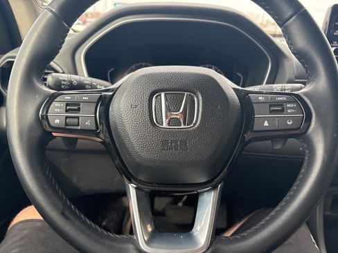 Certified 2023 Honda Pilot Touring image 11