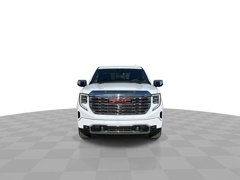 Used 2026 GMC Sierra 1500 Denali w/ Technology Package image 3