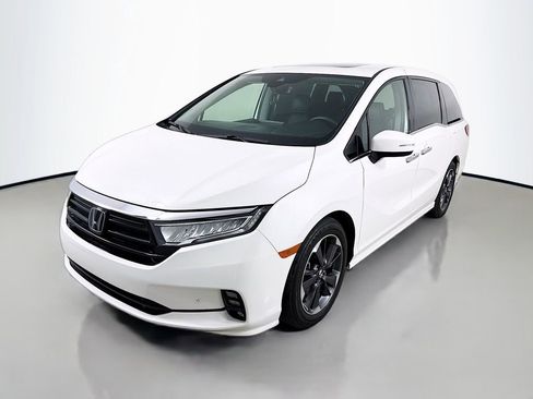Used 2022 Honda Odyssey Elite image 3
