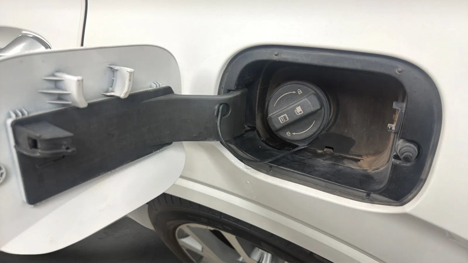 Used 2021 Hyundai Palisade Limited FWD image 30