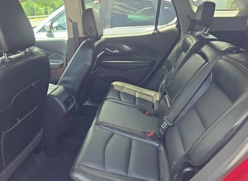 Used 2019 GMC Terrain SLT AWD/4WD image 26