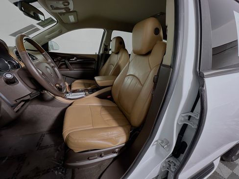 Used 2016 Buick Enclave Leather image 15