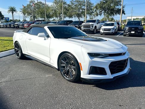 Certified 2023 Chevrolet Camaro ZL1 image 4