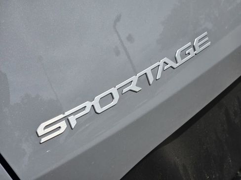 New 2026 Kia Sportage EX FWD image 7