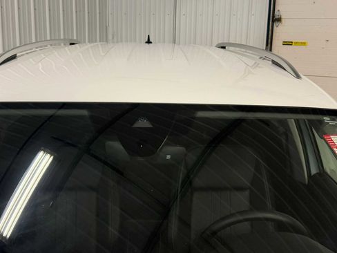 Certified 2024 Volkswagen Tiguan SE AWD/4WD image 15