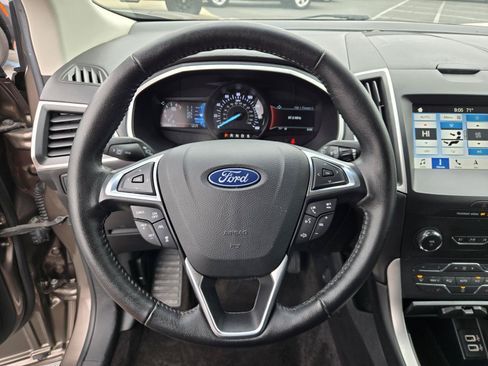 Used 2019 Ford Edge SEL w/ Equipment Group 201A FWD image 15