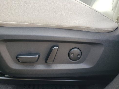 Certified 2024 Nissan Rogue SL w/ SL Premium Package image 28