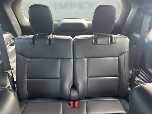 Used 2025 Ford Explorer ST image 14