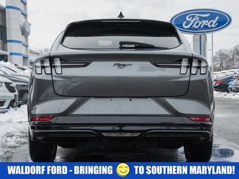 Used 2023 Ford Mustang Mach-E Premium image 5