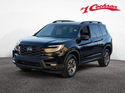 Used 2022 Honda Passport TrailSport image 3