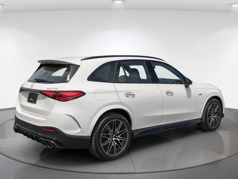 New 2026 Mercedes-Benz GLC 43 AMG 4MATIC image 9
