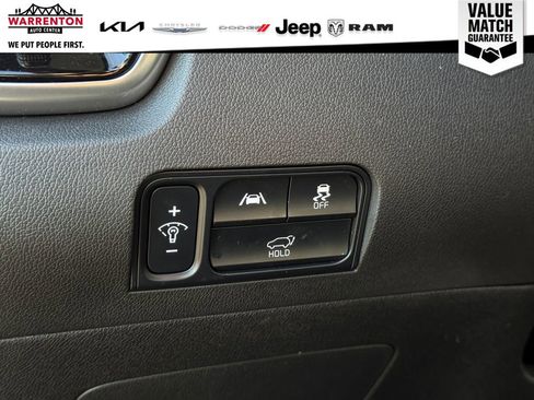 Used 2023 Kia Sorento SX image 20