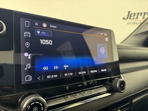 Used 2023 Chevrolet Colorado W/T RWD image 19
