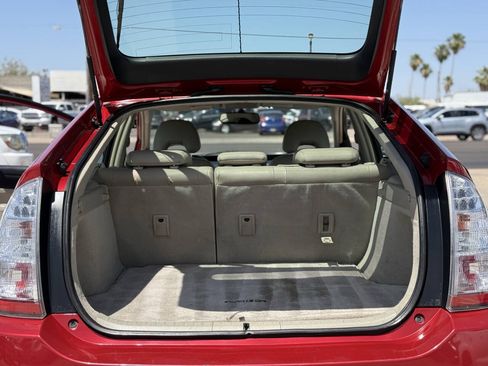 Used 2007 Toyota Prius Touring FWD image 4