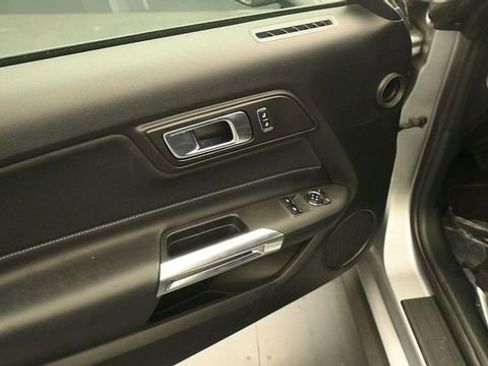 Used 2023 Ford Mustang GT RWD image 10