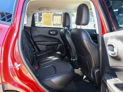 Used 2019 Jeep Compass Limited AWD/4WD image 28