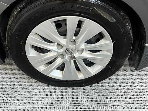 Used 2024 Nissan Sentra S FWD image 23