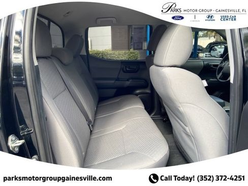 Used 2020 Toyota Tacoma SR image 14