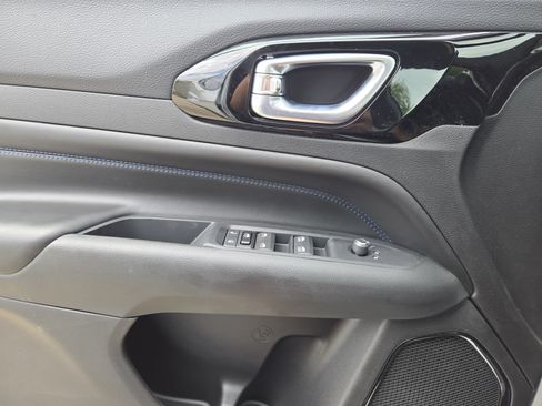 New 2026 Jeep Compass Limited AWD/4WD image 16