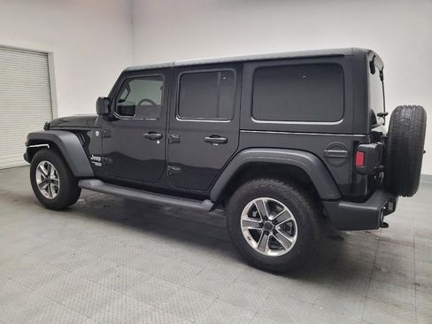 Used 2019 Jeep Wrangler Unlimited Sport S AWD/4WD image 3