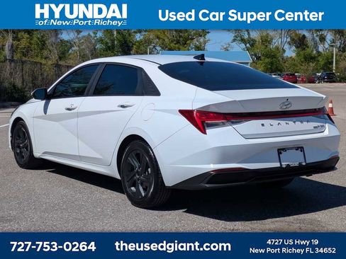 Used 2023 Hyundai Elantra Blue w/ Cargo Package image 3