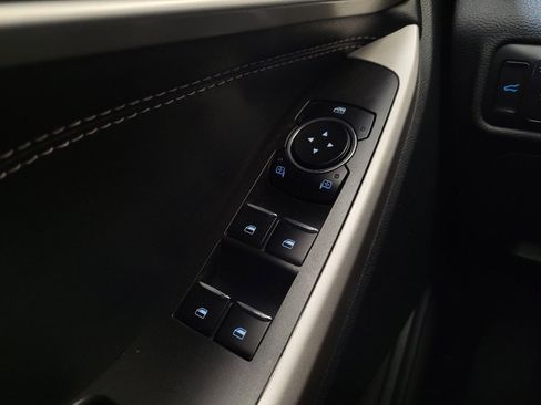 Used 2022 Ford Explorer XLT w/ Equipment Group 202A image 27