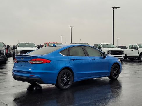 Used 2020 Ford Fusion SE w/ Equipment Group 151A image 4