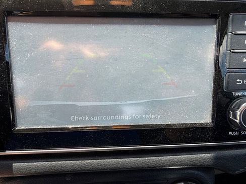 Used 2022 Nissan Versa S FWD image 26