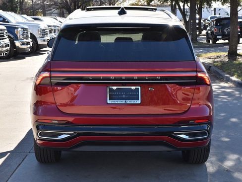 New 2026 Lincoln Nautilus Reserve image 8