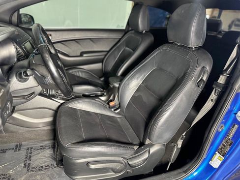 Used 2015 Kia Forte Koup SX w/ SX Premium Package image 30