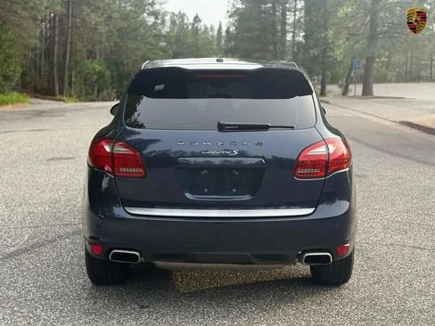 Used 2012 Porsche Cayenne S image 7